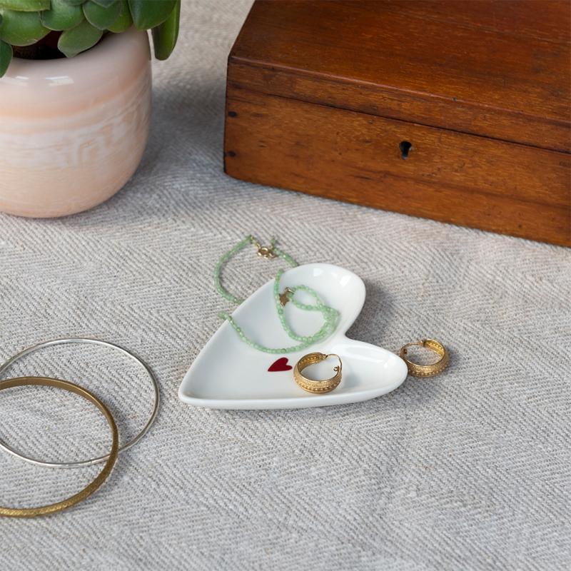 צלוחית קרמיקה לב