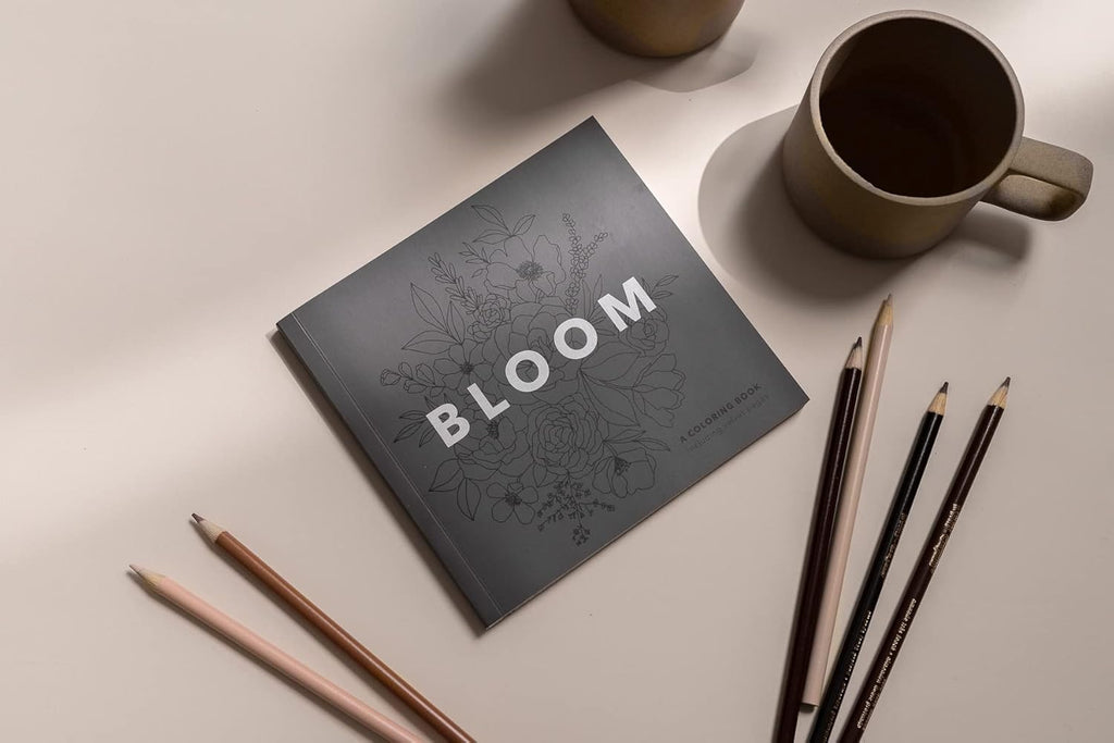 Bloom (Mini): 5-Minute Floral Coloring Book