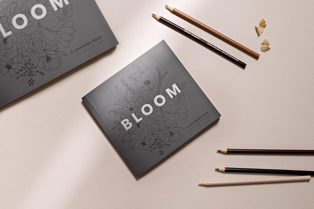 Bloom (Mini): 5-Minute Floral Coloring Book