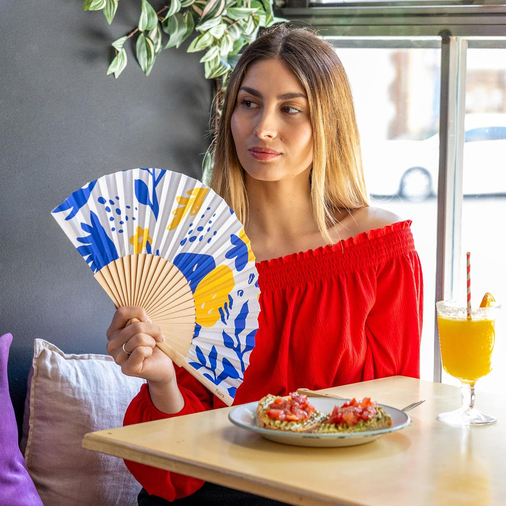 מניפת בד - blue and yellow flower