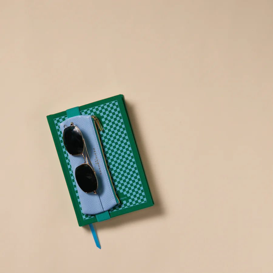 קלמר : Light Blue / Green