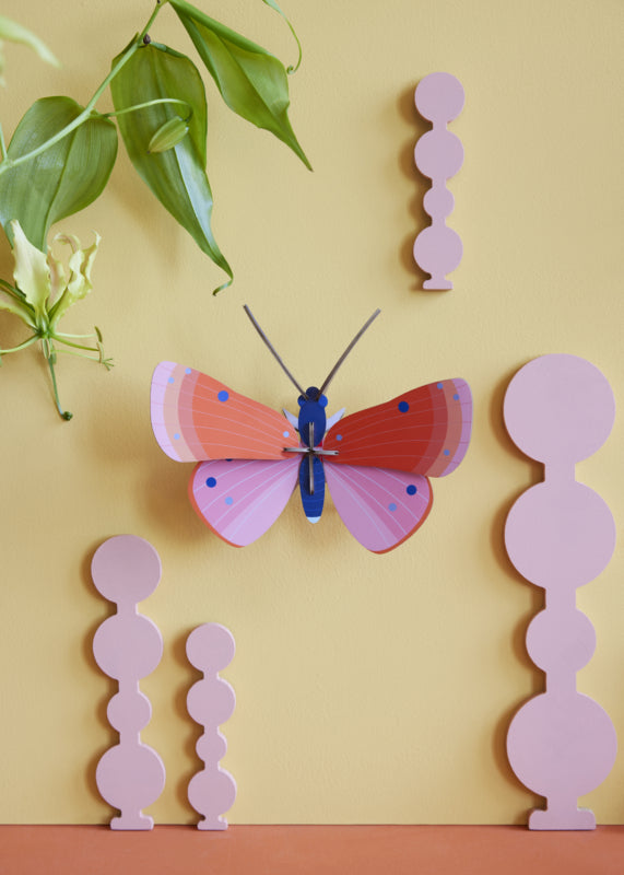 יצירה בנייר:  Speckled Copper Butterfly
