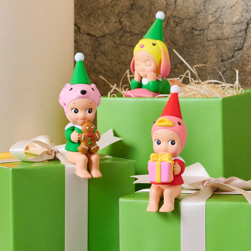 בובת אספנות - Sonny Angel -   Santa's Little Helper