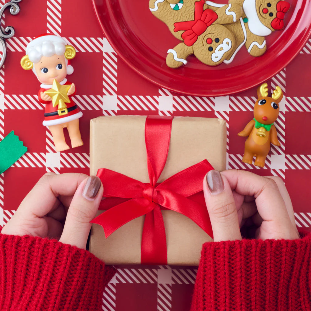 בובת אספנות - Sonny Angel -   Santa's Little Helper