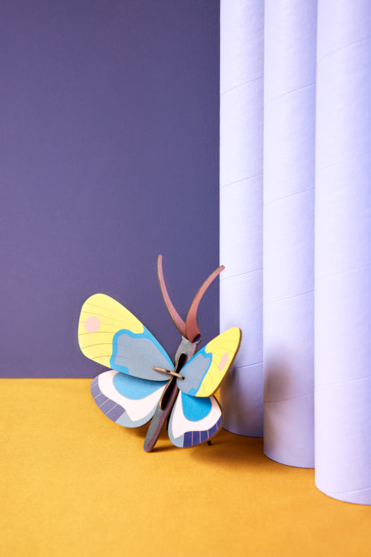 יצירה בנייר: Yellow Monarch Butterfly